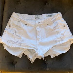 White jean shorts cotton on